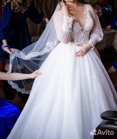 Свадебное платье