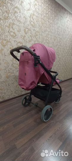 Прогулочная коляска capella