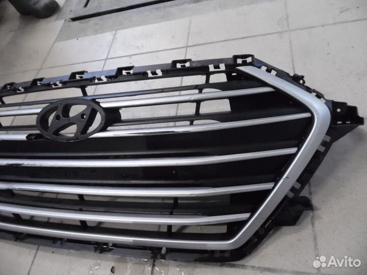 Решетка радиатора хендай элантра 6 VI