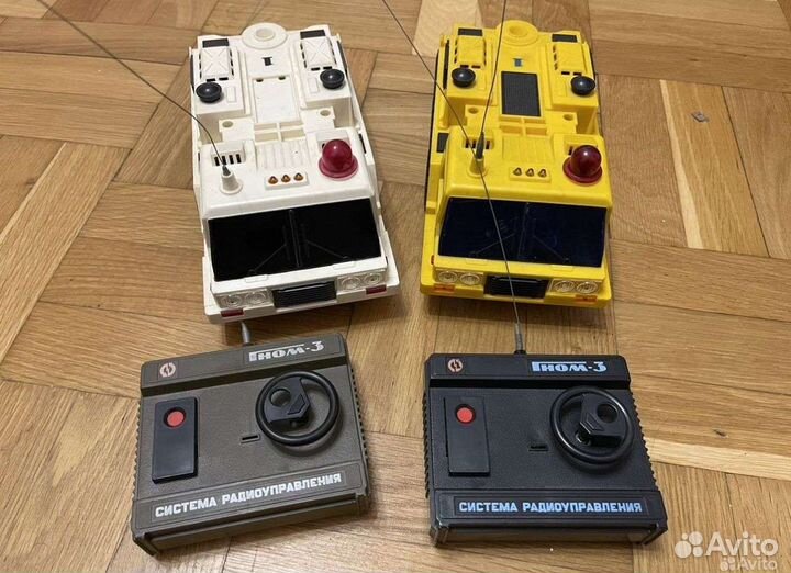 Игрушки из СССР тягач Гном 3