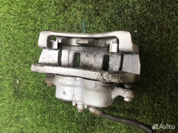 Суппорт передний левый Kia Sorento BL D4CB 2007