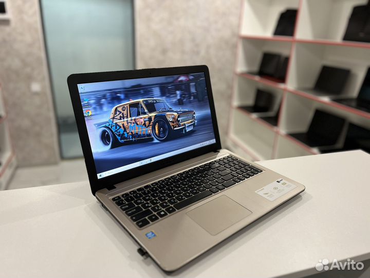 Ноутбук Asus: gold/SSD 240/8гб