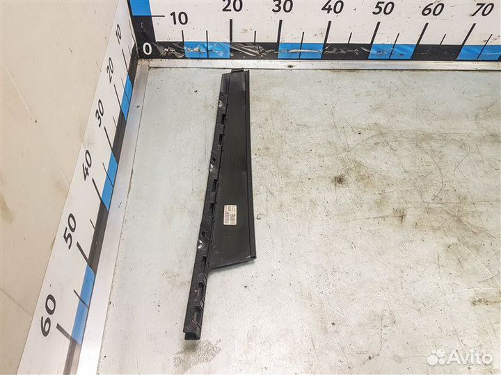 Накладка, молдинг передний правый Skoda Octavia A7