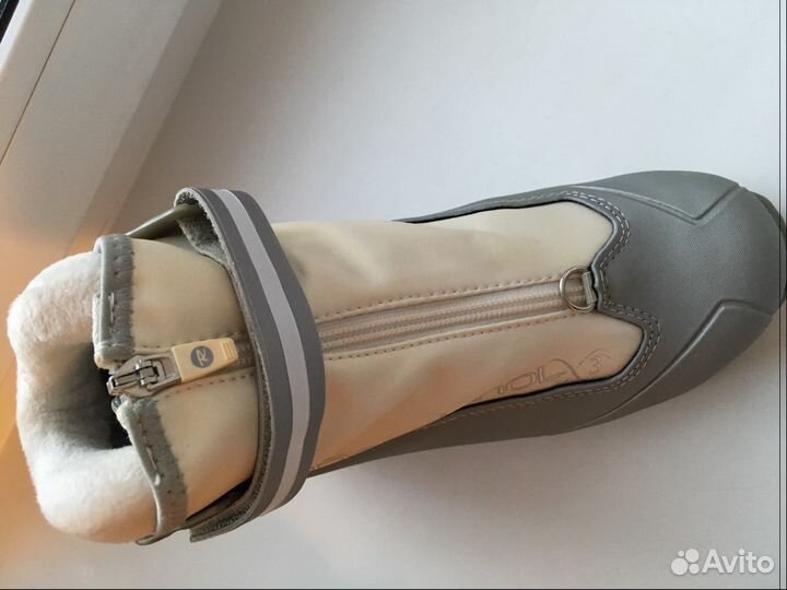 Новые ботинки для лыж nordic rossignoll