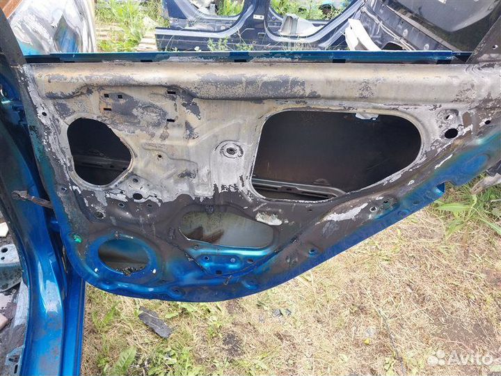 Дверь боковая задняя правая Hyundai Solaris 2