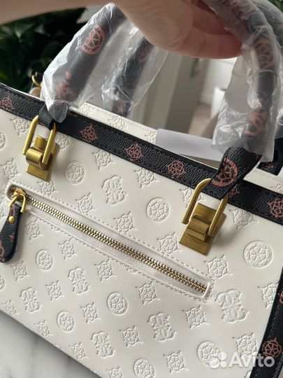 Сумка guess новая