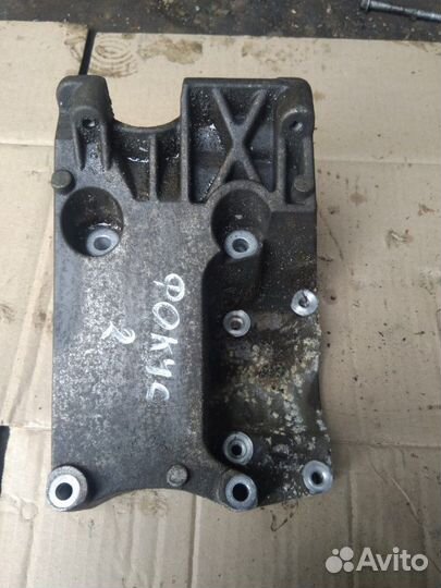 Кранштейн кондиционера Форд Фокус 2 1.6