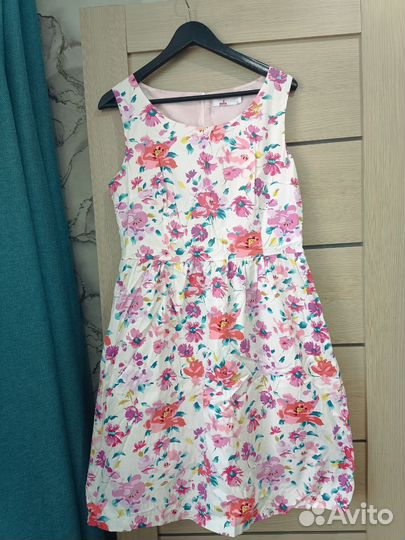 Пакет женской одежды 48 размер