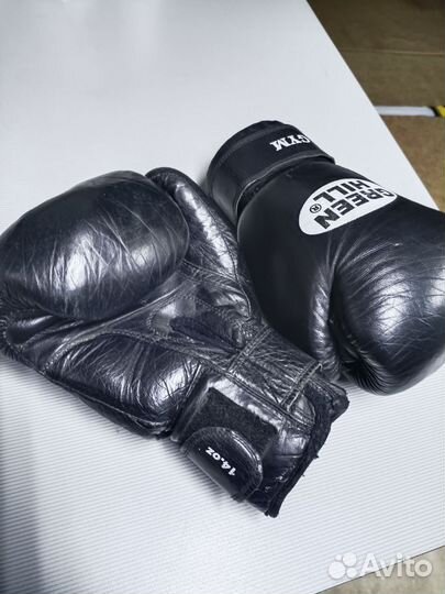 Боксерские перчатки 14 oz