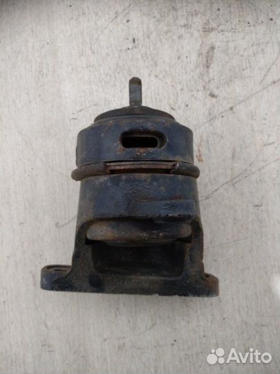 Опора двигателя Ssangyong Actyon 2 D20DTF 2014