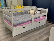 Детская кровать из массива