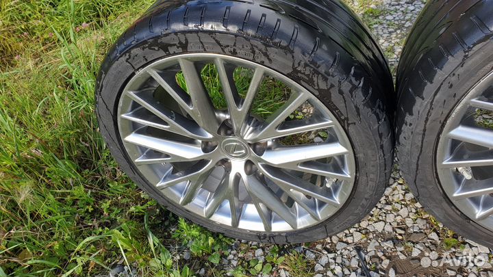 Комплект Lexus оригинал на лете 255/35 R18 5*114.3