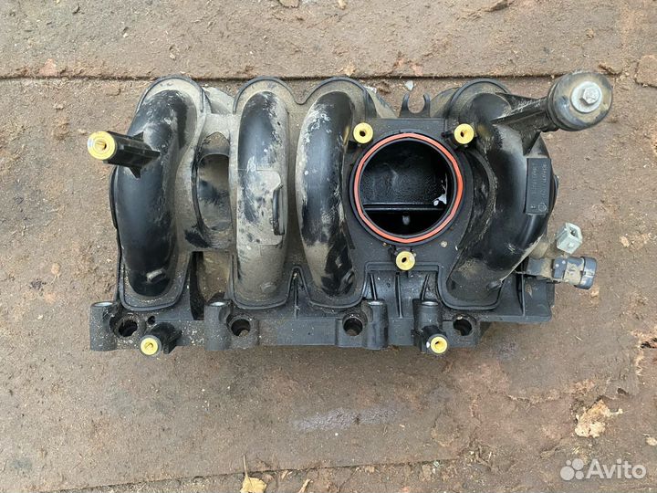 Коллектор впускной Renault Logan 2 Sandero 2