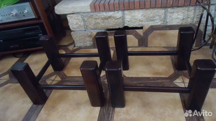 Подставки под колонки (Массив) Diatone. Yamaha.др