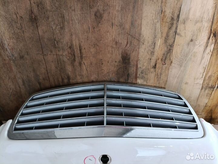 Капот E-class W211.061