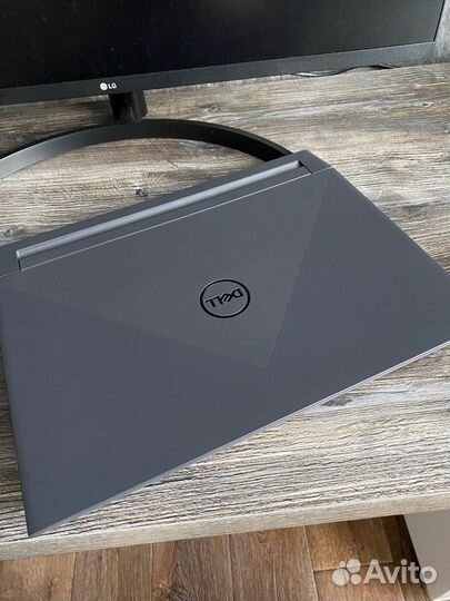Игровой ноутбук Dell