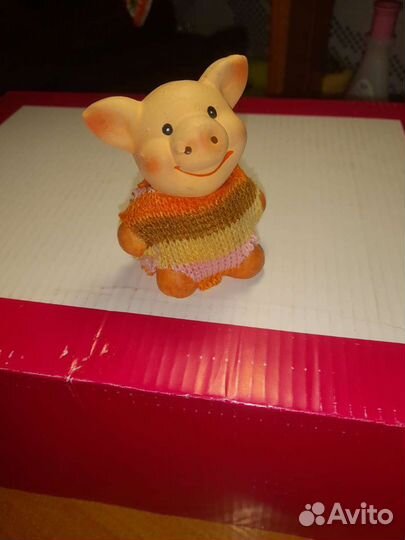 Фарфоровые статуэтки