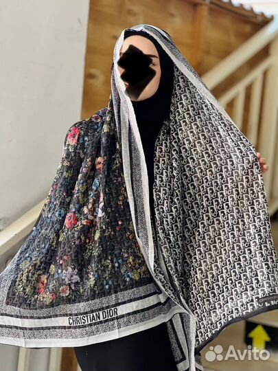 Шарфы и палантины