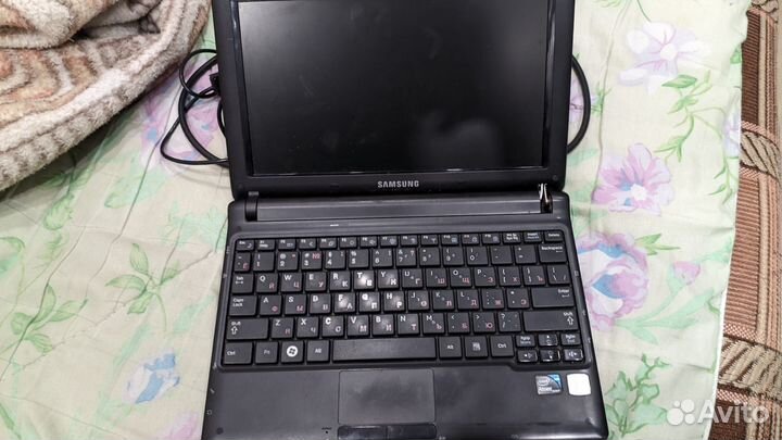Нетбук Samsung N145Plus