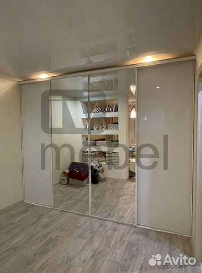 Шкаф купе угловой