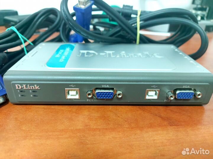 D-Link dkvm-4U 4-портовый KVM-переключатель