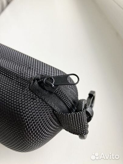 Футляр для очков универсальный жёсткий