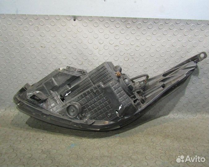 KIA Ceed 2 Фара правая