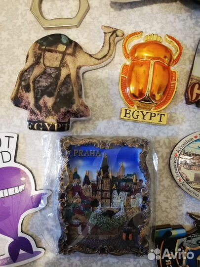 Сувениры, значки, магниты, музыка ветра,пепельница