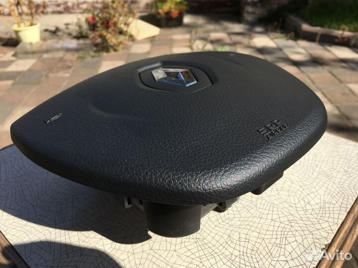 Подушка безопасности renault 985705571r