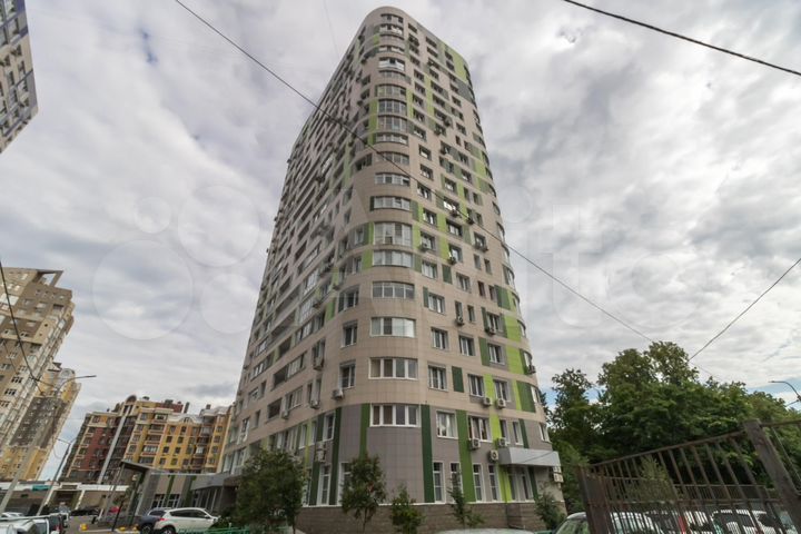 4-к. квартира, 121 м², 17/20 эт.