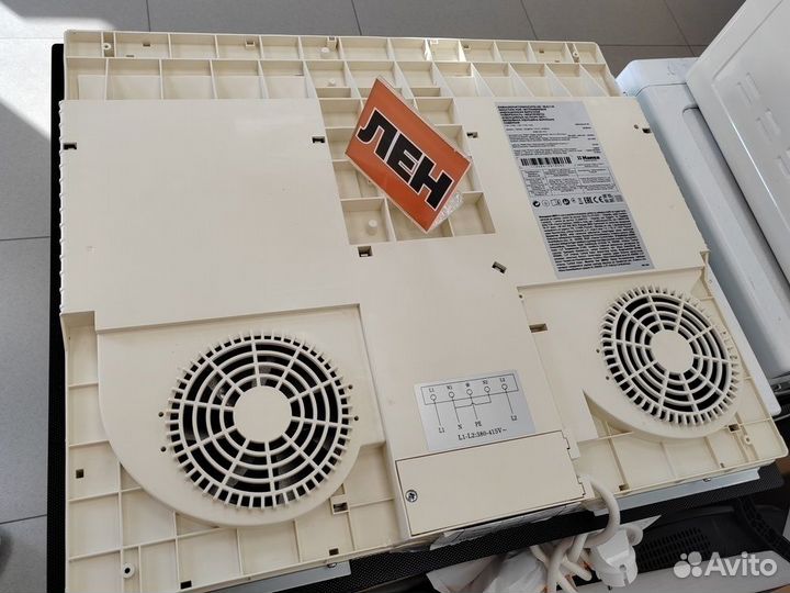 Встраиваемая электрическая панель Hansa BHI68302