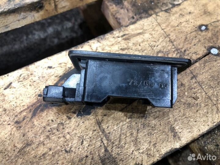 Подсветка номера Bmw 5 E60 N52B30 2005