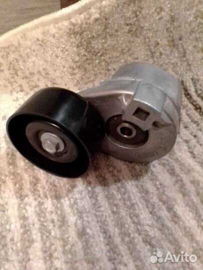 Натяжитель ремня Ford 1333203