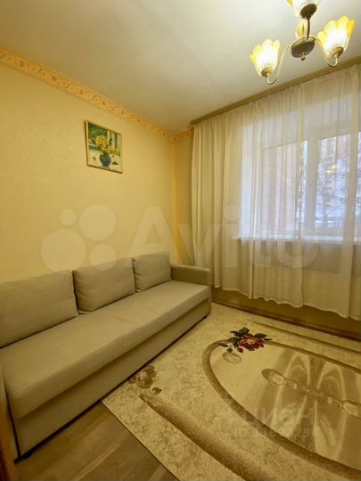 2-к. квартира, 57 м², 1/9 эт.