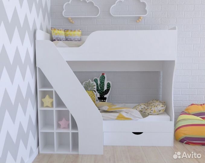 Двухъярусная кровать новая