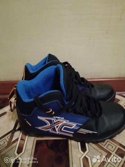 Лыжные ботинки