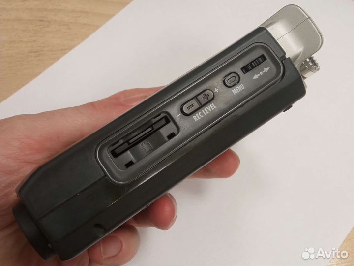 Рекордер Zoom H4n