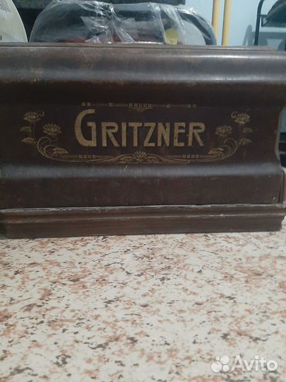Швейная машинка gritzner