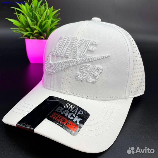 Белая бейсболка Nike (Арт.40429)
