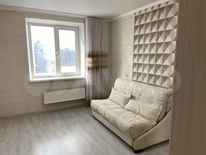 2-к. квартира, 50 м², 8/10 эт.