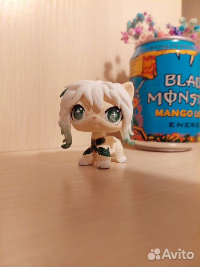 Littlest pet shop стоячка кошка