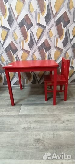 Детский стол и стул IKEA для игр и развития