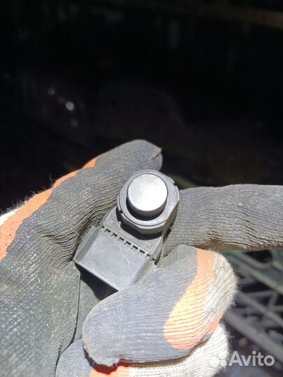 Датчик парковки парктроника Kia Sportage 3 2010-нв