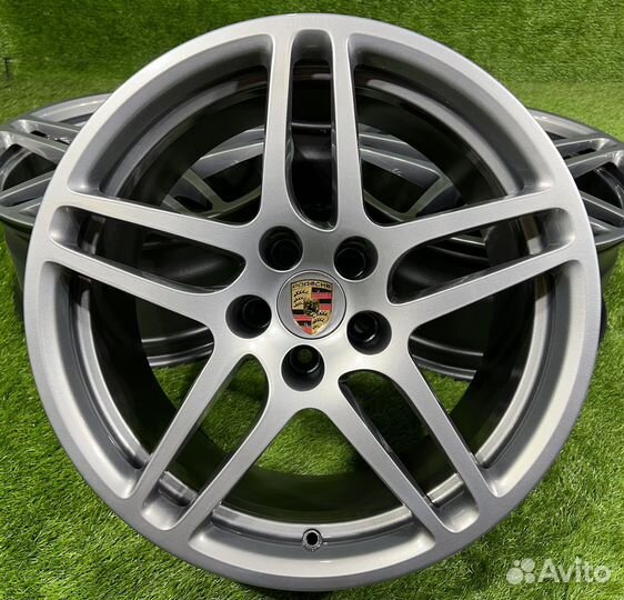 Одноширокие, кованные диски Porsche Macan, 9J