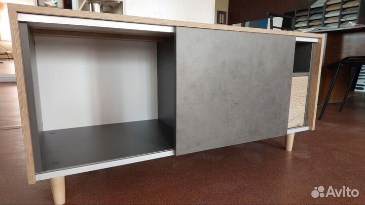 Тумба под телевизор