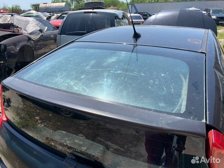 Крышка багажника Citroen C4 правое 1 (купе)