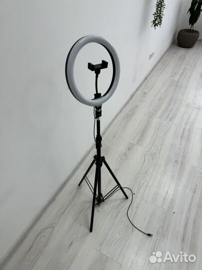 Кольцевая лампа