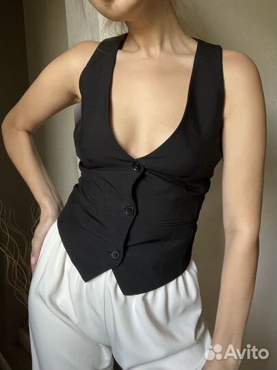 Жилетка костюмная