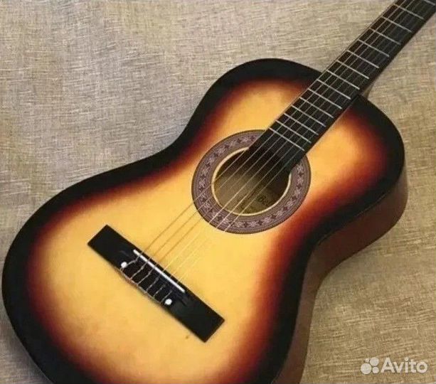 Гитара классическая