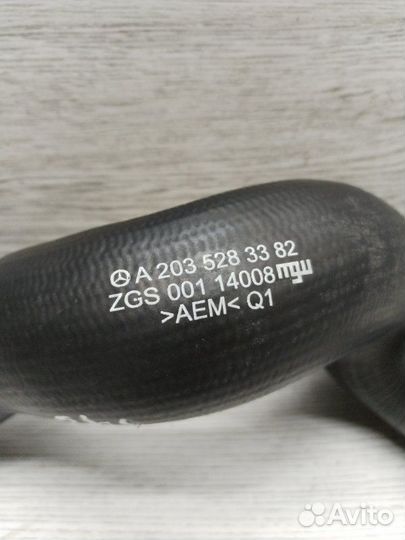 Патрубок интеркулера левый Mercedes C-Class W203